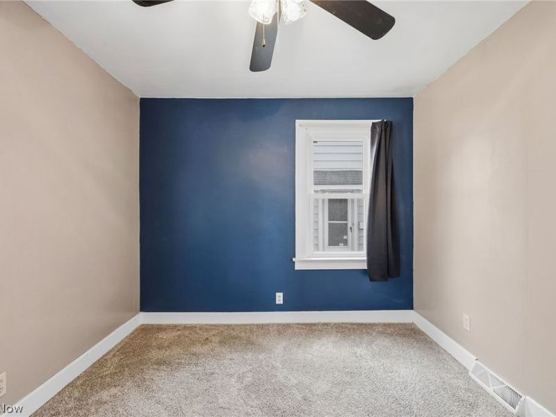 2400 Schell Avenue , Cleveland, OH 44109 Photo 15