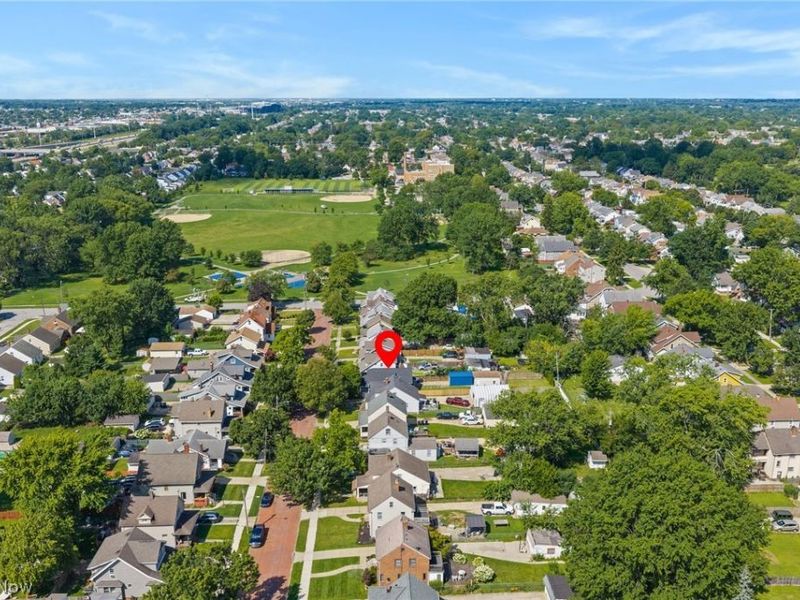 2400 Schell Avenue , Cleveland, OH 44109 Photo 2