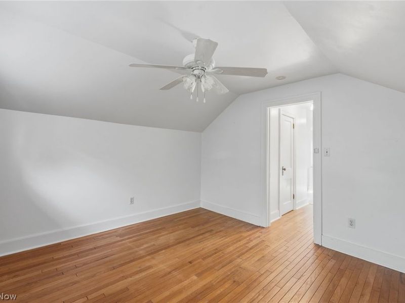 2400 Schell Avenue , Cleveland, OH 44109 Photo 25