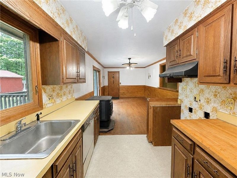 7130 Leroy Thompson Road , Thompson, OH 44086 Photo 10