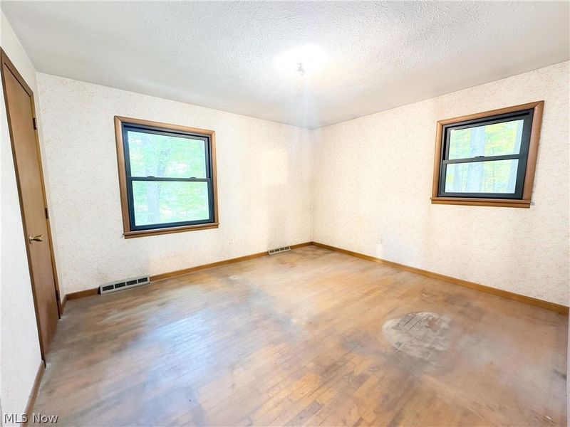 7130 Leroy Thompson Road , Thompson, OH 44086 Photo 13