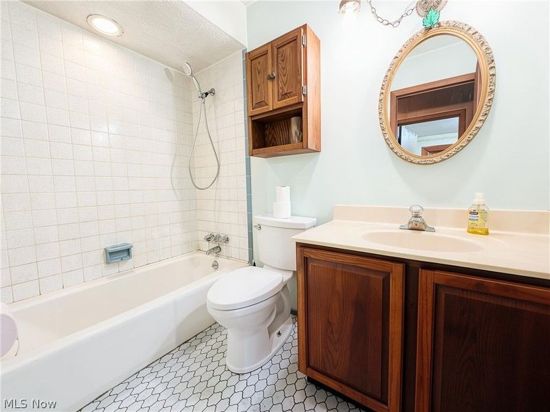 7130 Leroy Thompson Road , Thompson, OH 44086 Photo 16