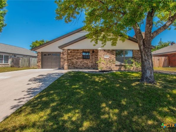 111 Patterson Street , Copperas Cove, TX 76522