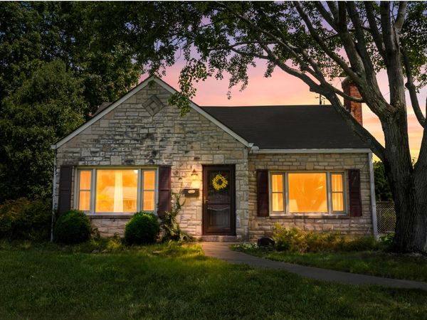3260 Avalon Road , Columbus, OH 43221