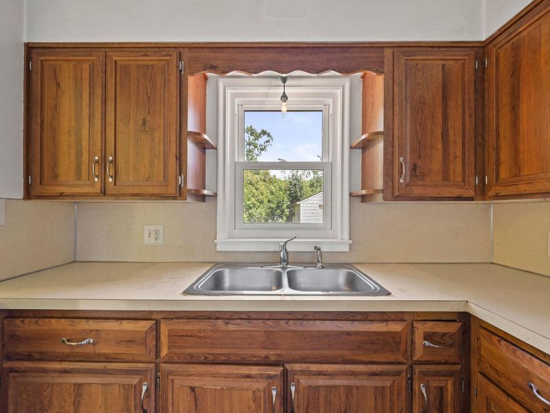 3260 Avalon Road , Columbus, OH 43221 Photo 19