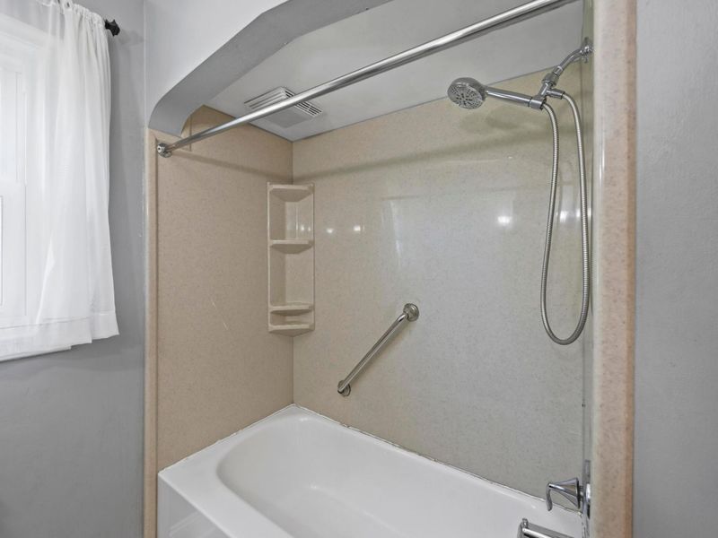 3260 Avalon Road , Columbus, OH 43221 Photo 28