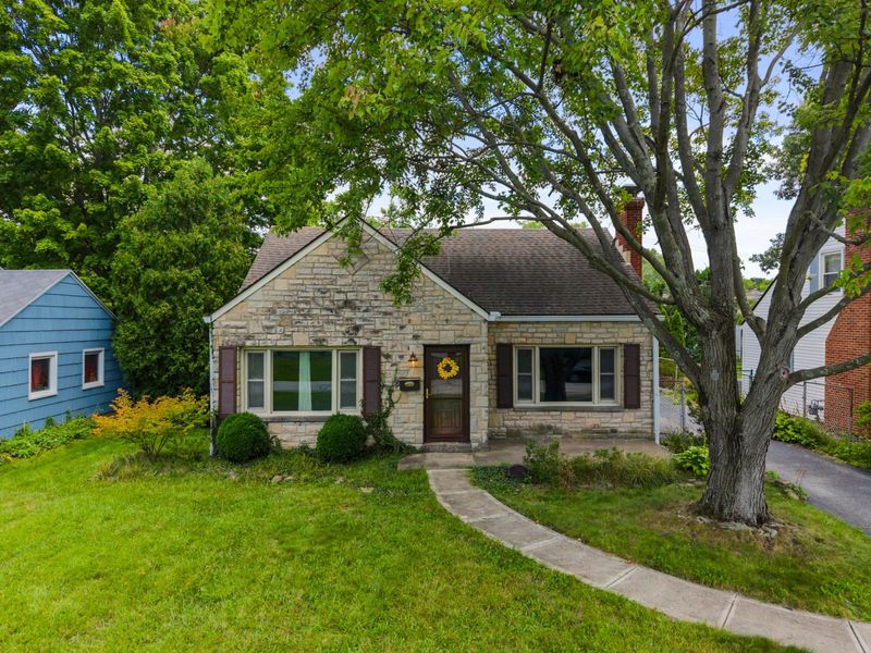 3260 Avalon Road , Columbus, OH 43221 Photo 3