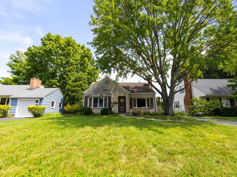 3260 Avalon Road , Columbus, OH 43221 Photo 5