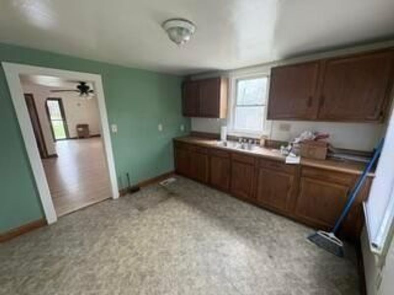 2869 Howey Road , Columbus, OH 43224 Photo 5
