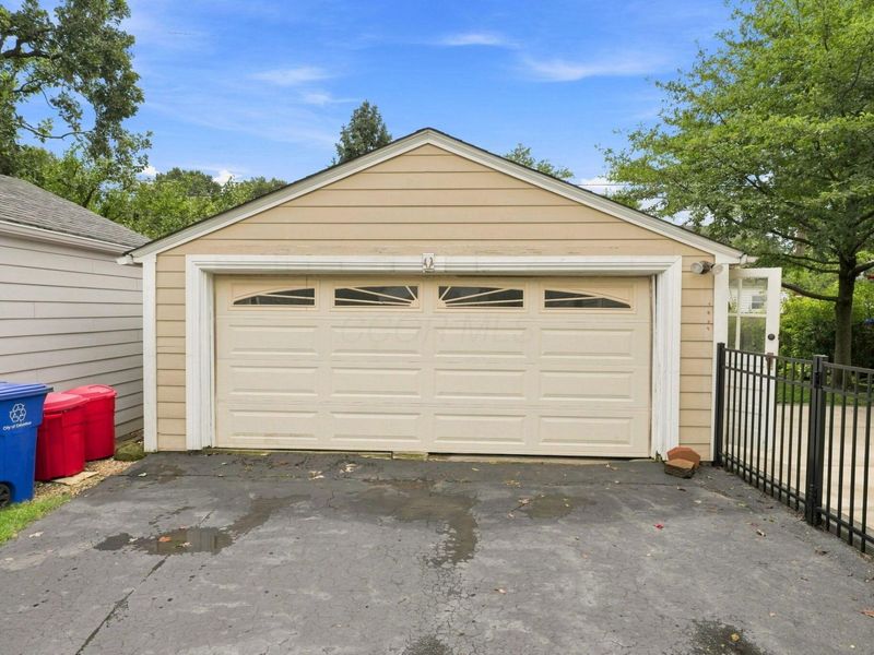 557 Fallis Road, Columbus, OH 43214 Photo 49