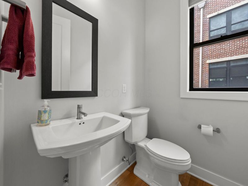 1073 Harrison Park Place, Columbus, OH 43201 Photo 11