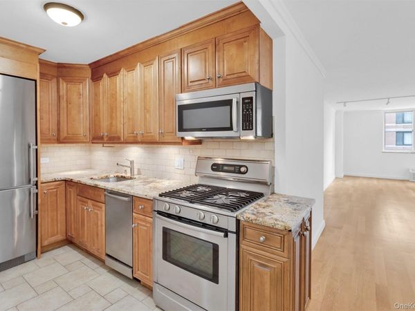 345 E 93rd Street , Unit 4K, New York (Manhattan), NY 10128