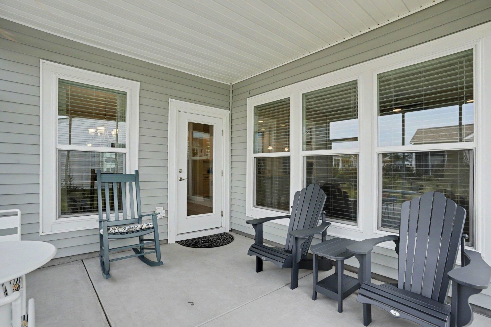 4445 Honir Dr. Photo 12