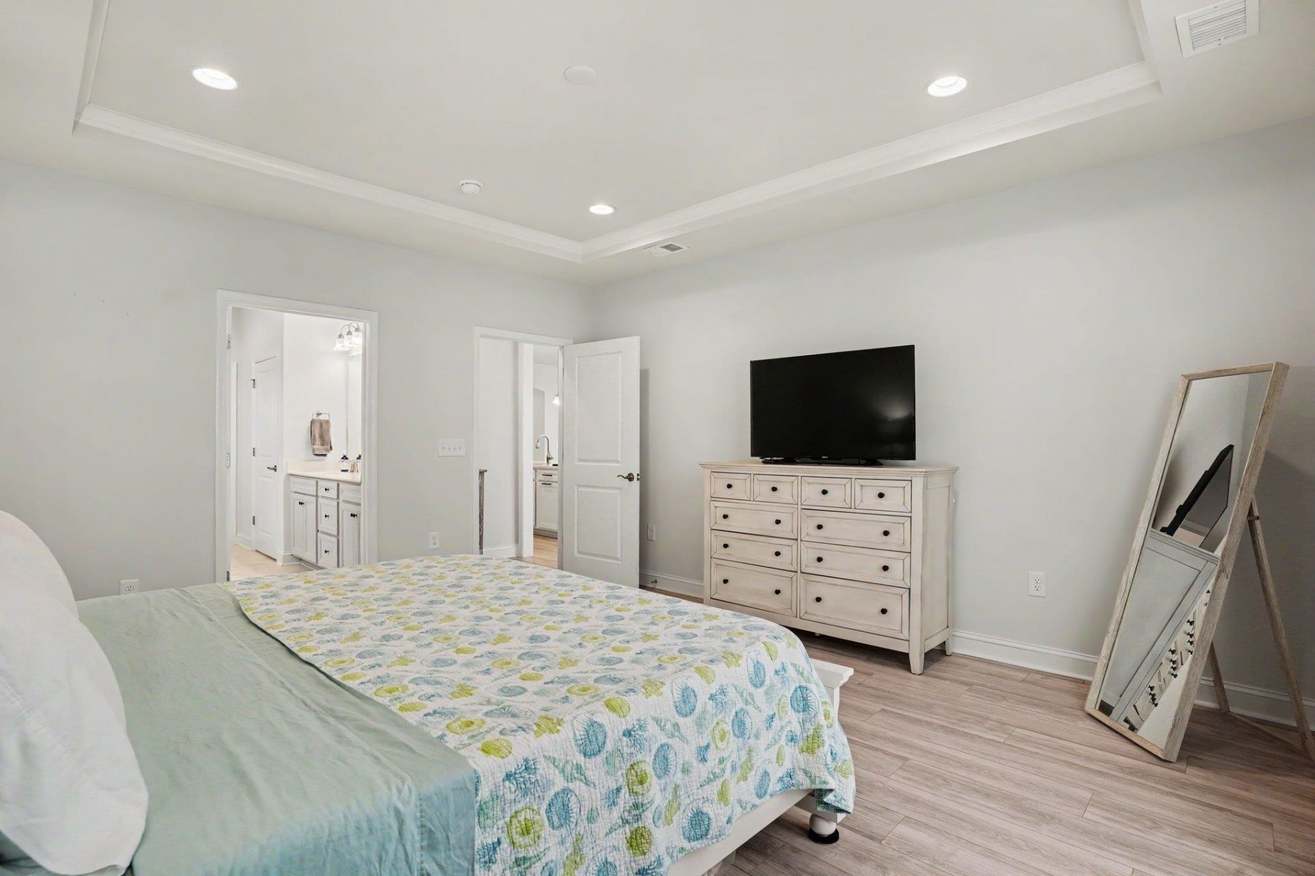 4445 Honir Dr. Photo 15