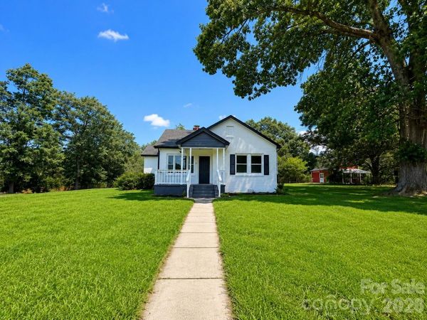 302 S Myrtle School Road, Gastonia, NC 28052