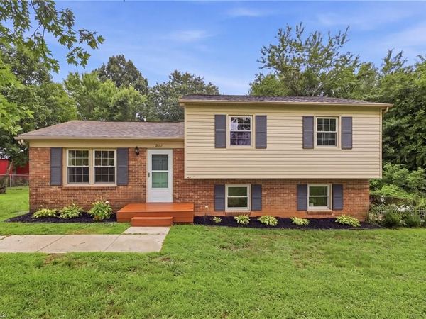 211 Yorktown Road , Kernersville, NC 27284