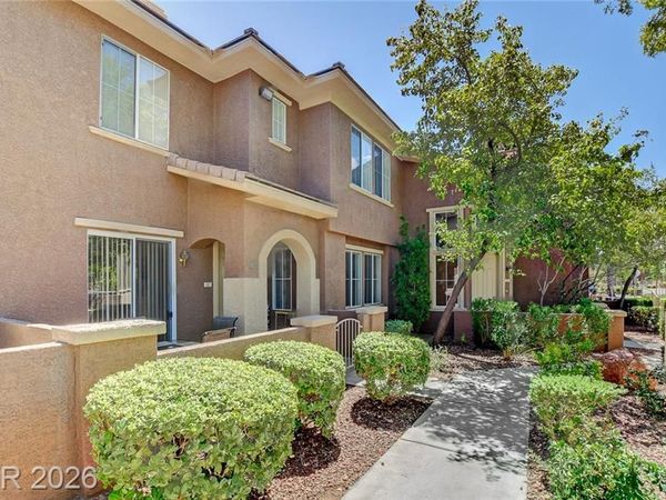 10190 Deerfield Beach Avenue, Unit 102, Las Vegas, NV 89129
