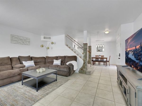 7989 Lisa Dawn Avenue , Las Vegas, NV 89147
