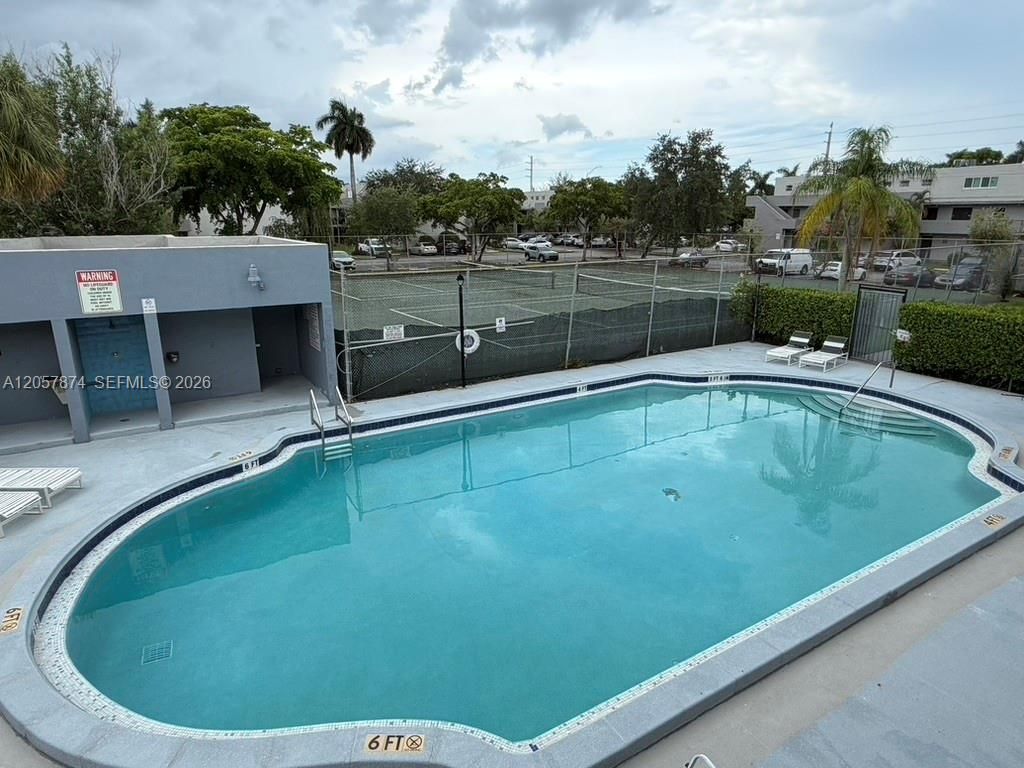 30 NW 87th Ave, Unit C201, Miami, FL 33172 Photo