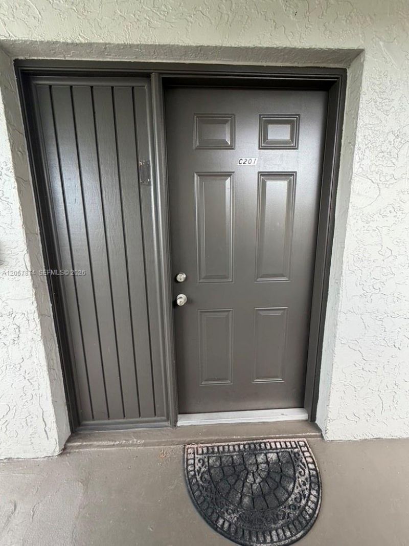 30 NW 87th Ave, Unit C201, Miami, FL 33172 Photo