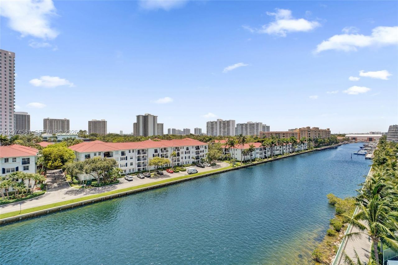 3250 NE 188th St , Unit 501, Aventura, FL 33180 Photo