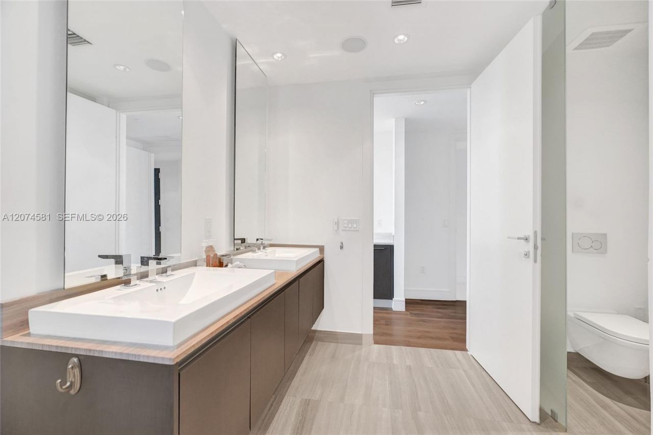 3250 NE 188th St , Unit 501, Aventura, FL 33180 Photo
