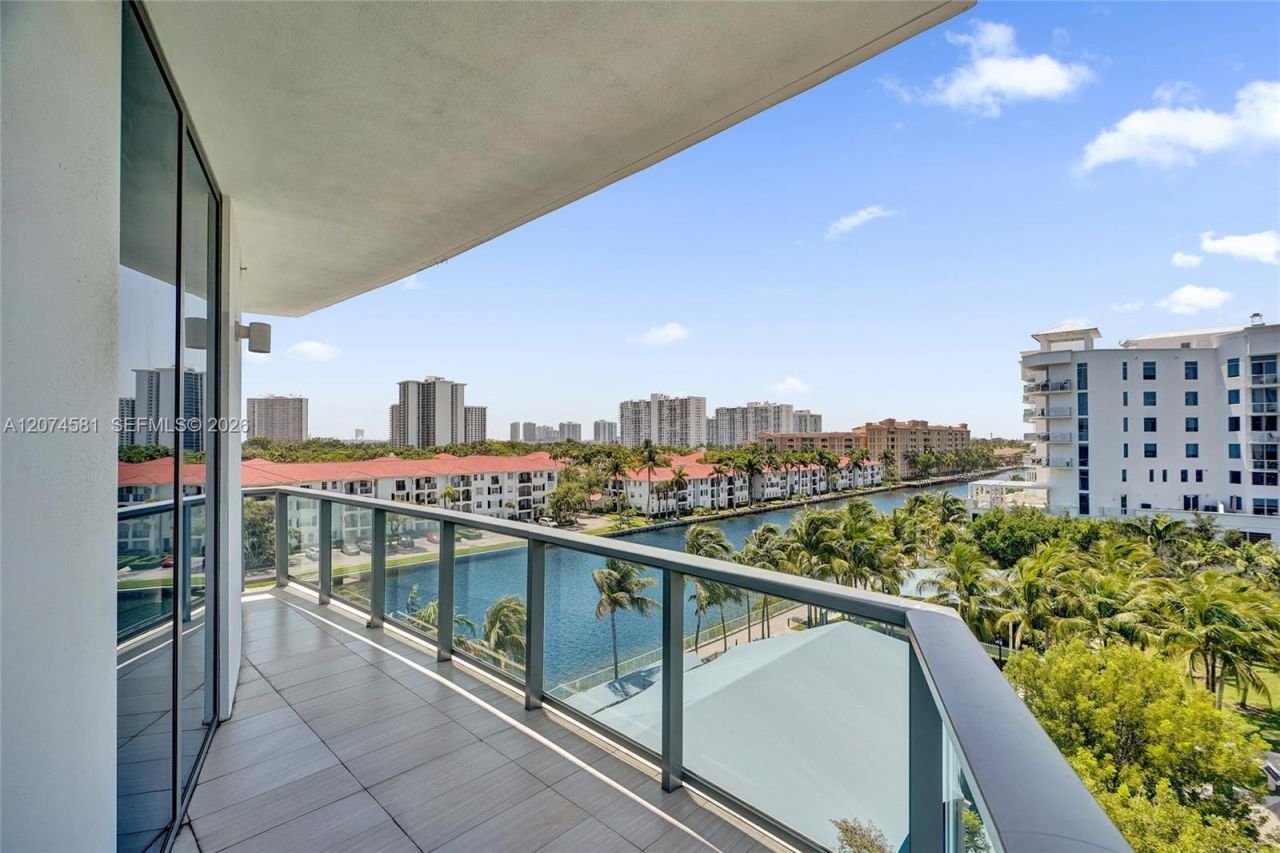 3250 NE 188th St , Unit 501, Aventura, FL 33180 Photo
