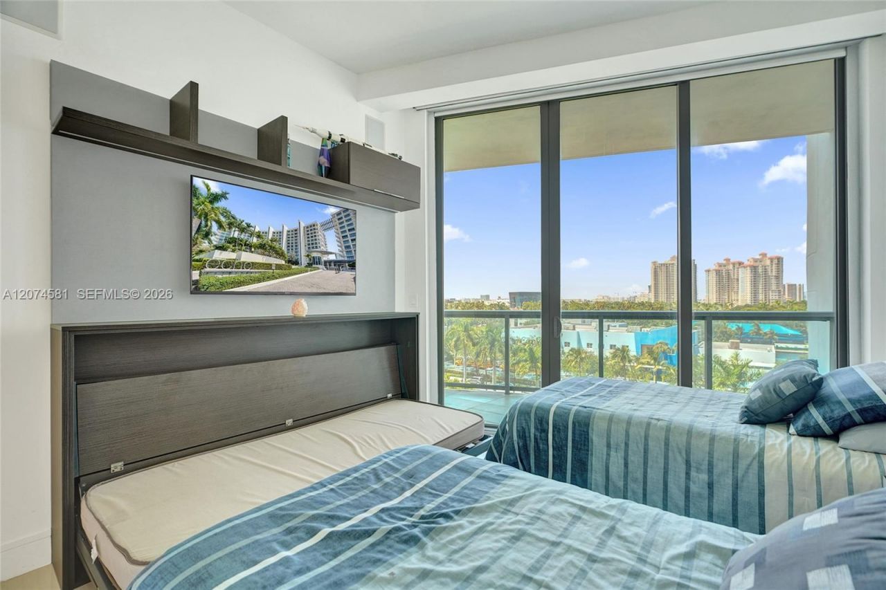 3250 NE 188th St , Unit 501, Aventura, FL 33180 Photo