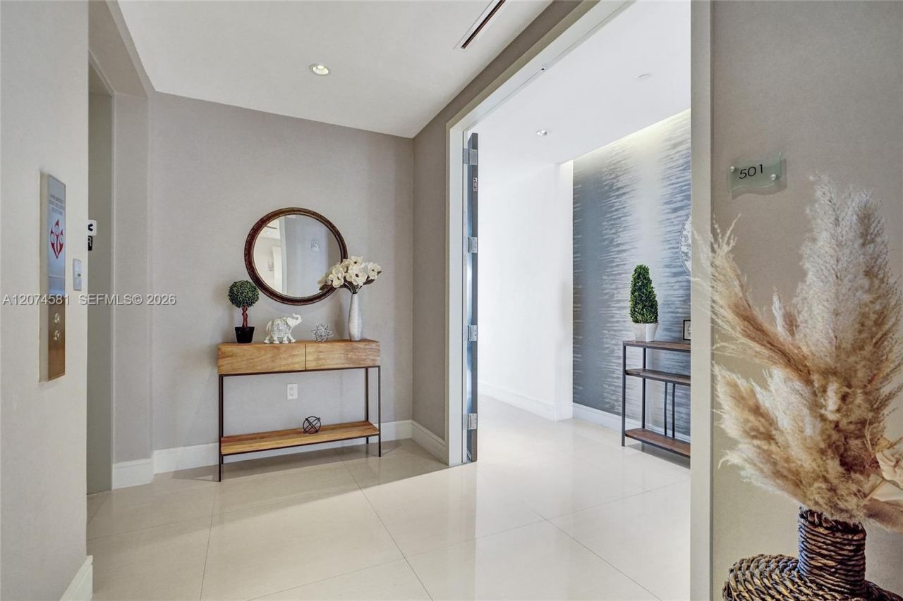 3250 NE 188th St , Unit 501, Aventura, FL 33180 Photo