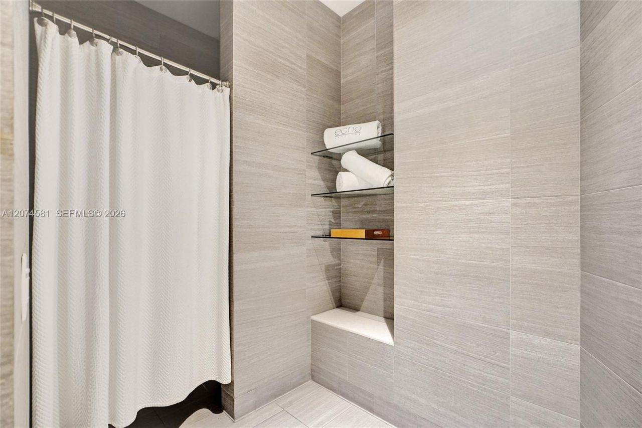 3250 NE 188th St , Unit 501, Aventura, FL 33180 Photo