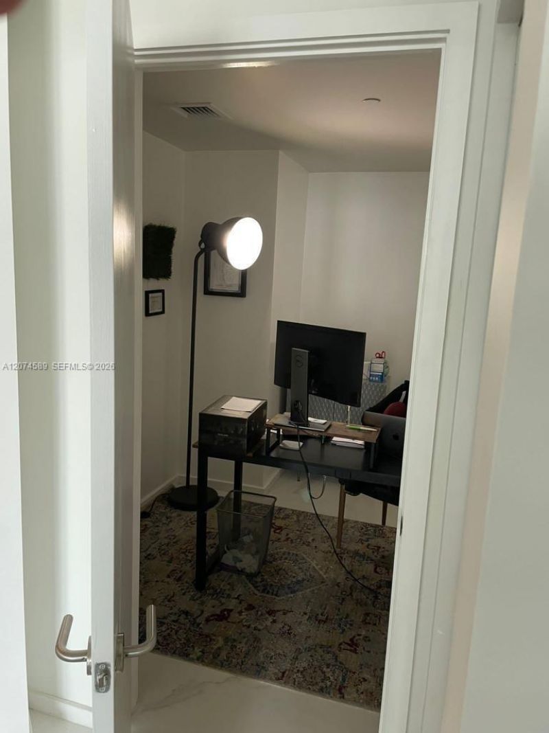 1300 S Miami Ave , Unit 2501, Miami, FL 33130 Photo