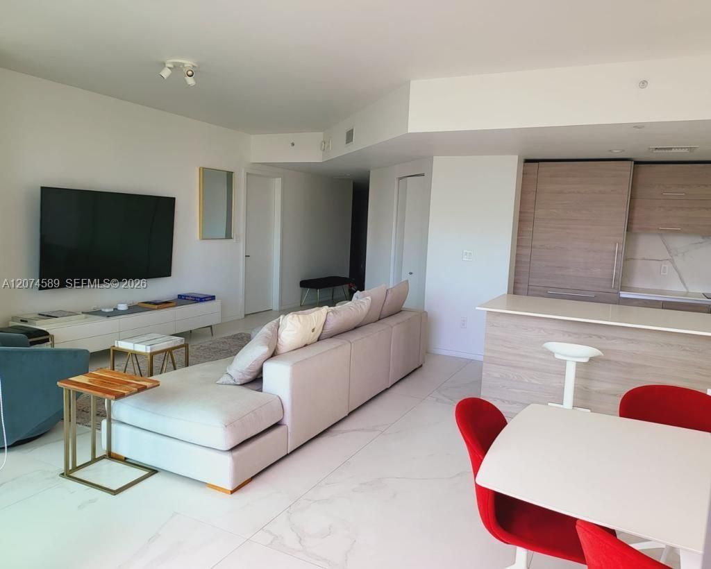1300 S Miami Ave , Unit 2501, Miami, FL 33130 Photo