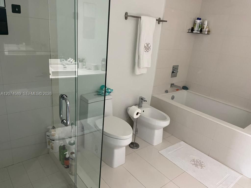 1300 S Miami Ave , Unit 2501, Miami, FL 33130 Photo