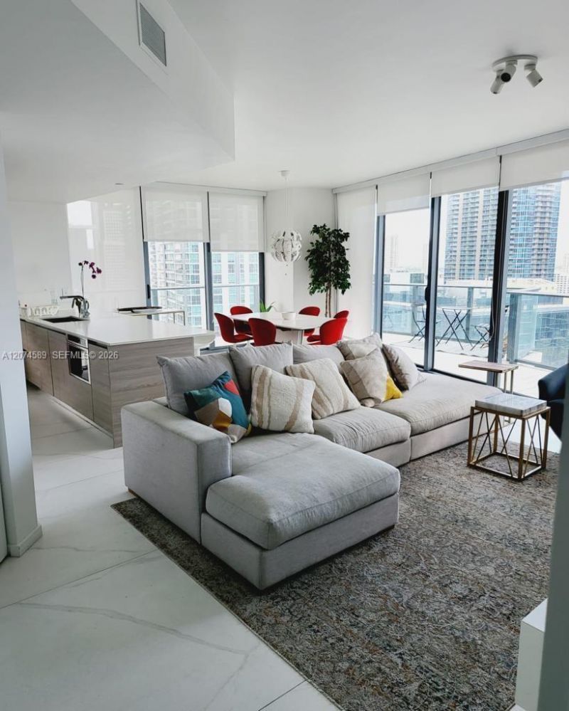 1300 S Miami Ave , Unit 2501, Miami, FL 33130 Photo