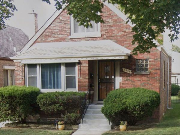 8434 S Luella Avenue , Chicago, IL 60617