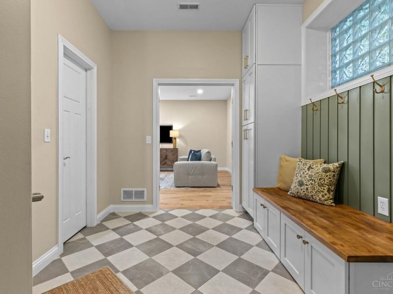 608 Rushton Road, Cincinnati, OH 45226 Photo 6