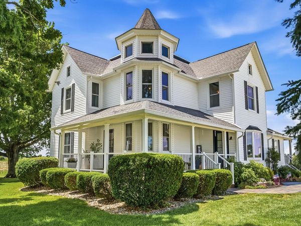 5389 State Route 203 , Radnor, OH 43066