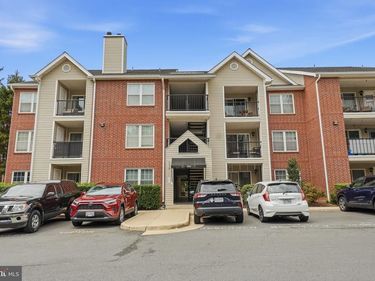 3310 WYNDHAM CIRCLE, Unit 313, ALEXANDRIA, VA 22302