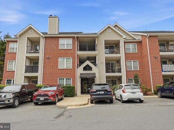 3310 WYNDHAM CIRCLE, Unit 313, ALEXANDRIA, VA 22302