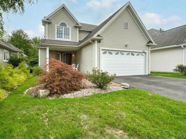 726 Bel Arbor Trl Trail , Webster, NY 14580