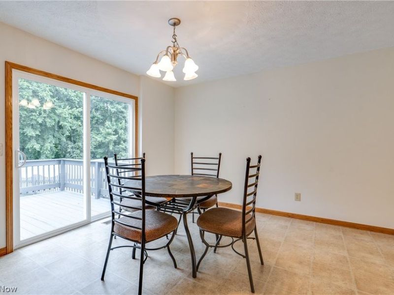 3061 Dover Drive, Akron, OH 44312 Photo 10