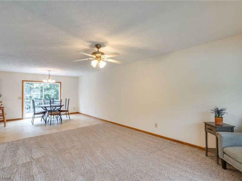 3061 Dover Drive, Akron, OH 44312 Photo 12