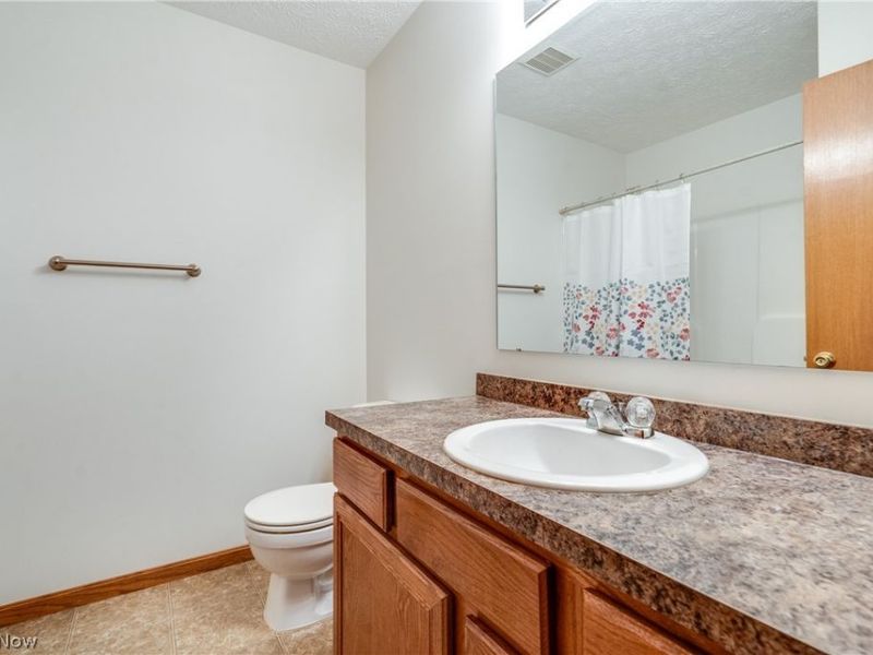 3061 Dover Drive, Akron, OH 44312 Photo 20