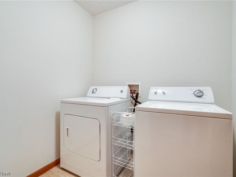 3061 Dover Drive, Akron, OH 44312 Photo 23