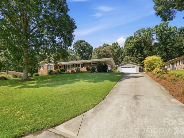 3282 Woodchuck Drive, Kannapolis, NC 28081