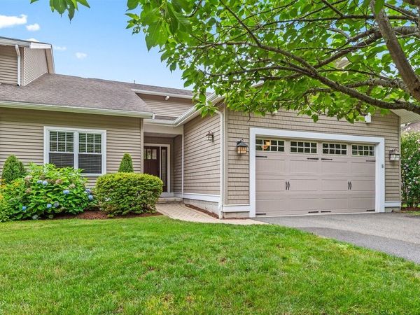 8 Walden Way, Unit 8, Milford, MA 01757