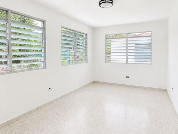1 PARABUEYON, Cabo Rojo, PR 00623