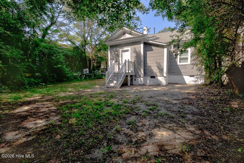709 S 10th Street Photo 15