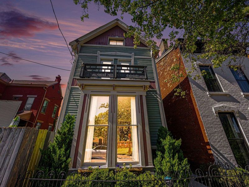 210 E 8th Street, Covington, KY 41011 Photo 2