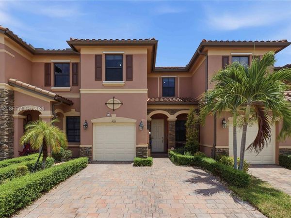 9033 W 33rd Avenue , Hialeah, FL 33018